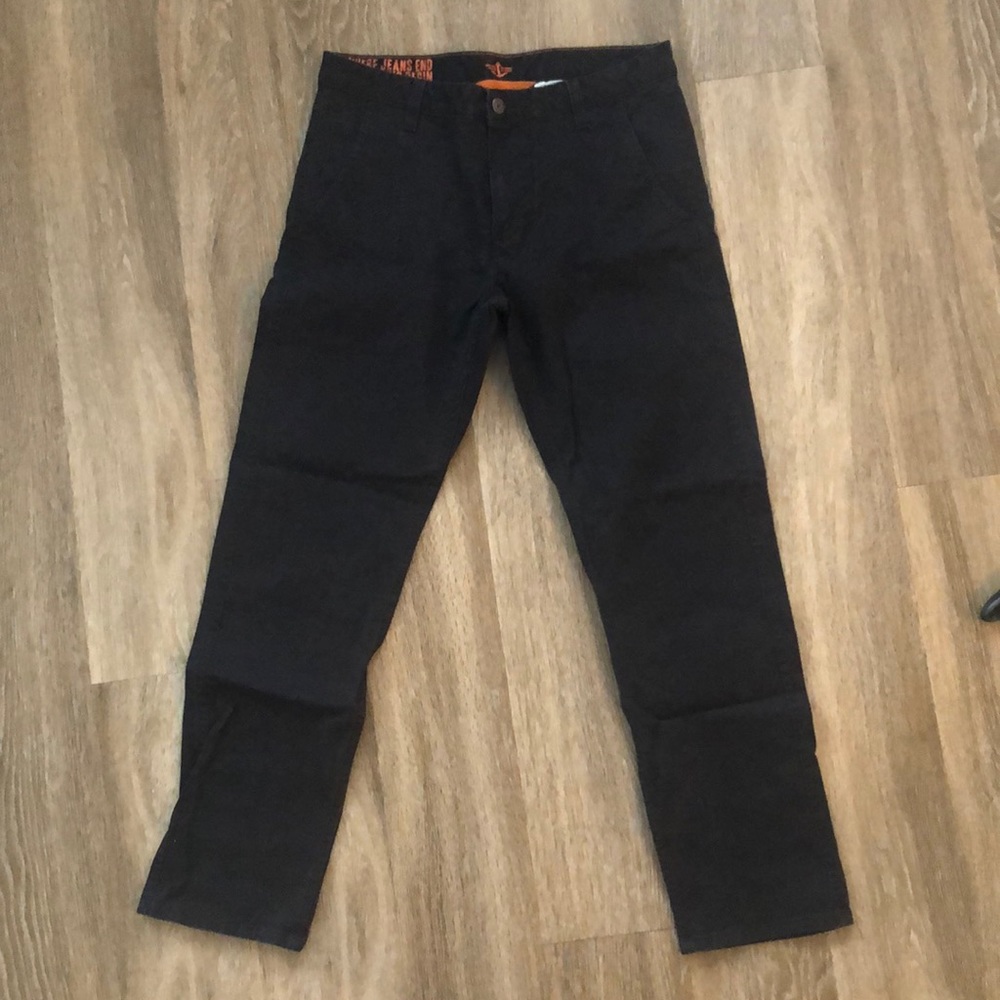 Dockers Alpha Collection, 5 pocket Chinos. Black. 31x30. Slim Tapered fit.